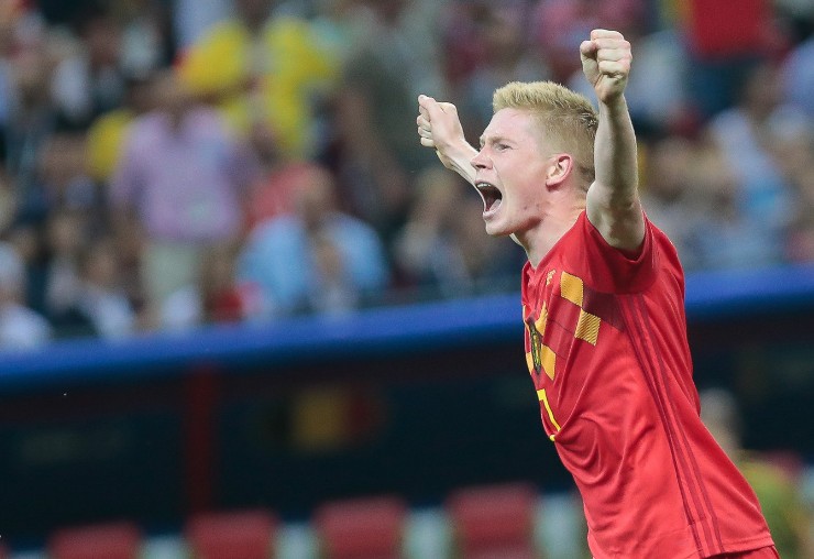 Kevin De Bruyne celebra a vitória da Bélgica sobre o Brasil no Mundial de 2018